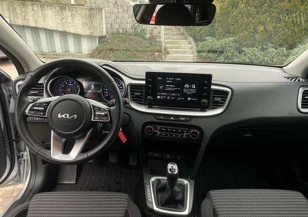 Kia Ceed cena 89900 przebieg: 15251, rok produkcji 2022 z Trzebnica małe 92